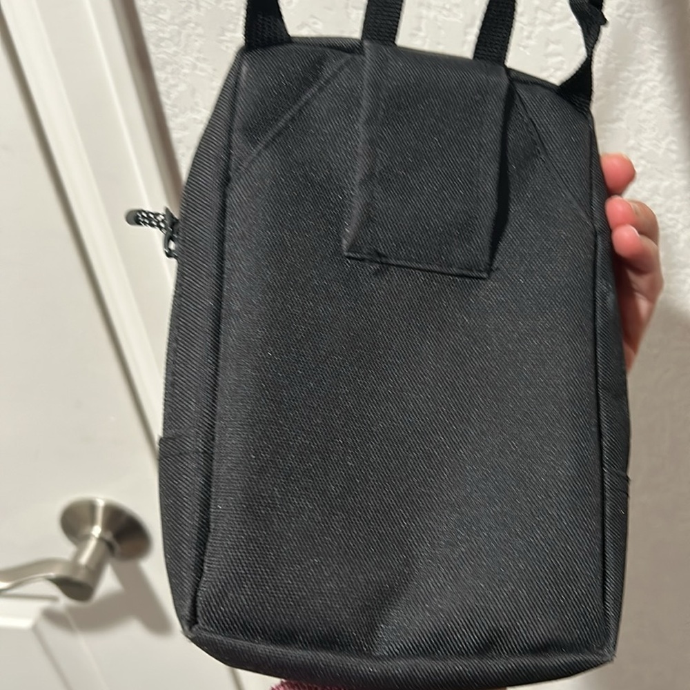 Herschel Crossbody Bag - Picture 4 of 6